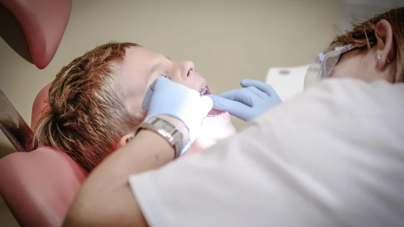 Najlepszy polski dentysta w Northampton – gdzie go znaleźć